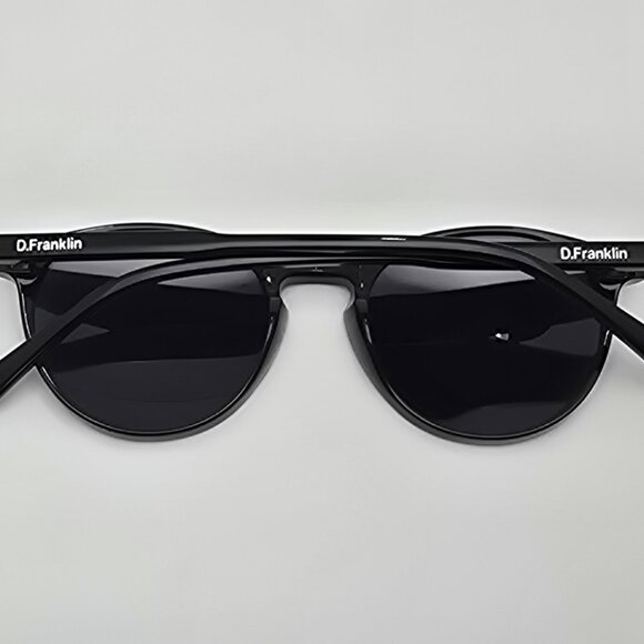 D. Franklin Ultra Light DFKSUN0143 Black Frame Polarized Grey Lens Sunglasses - Picture 10 of 15